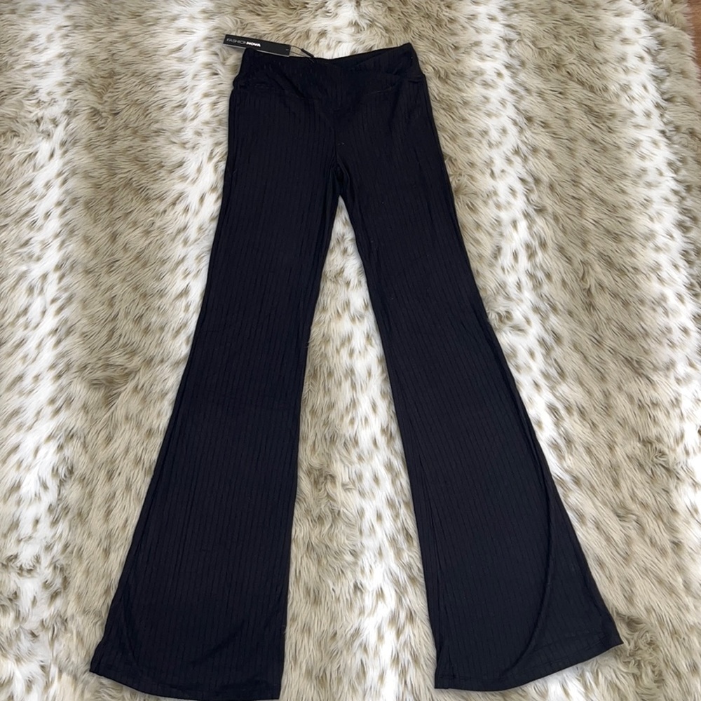 Ribbed Flare Leg Pants